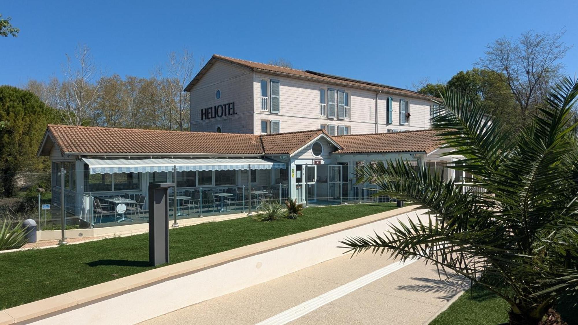Hotel&Restaurant Heliotel Montferrier-sur-Lez Buitenkant foto