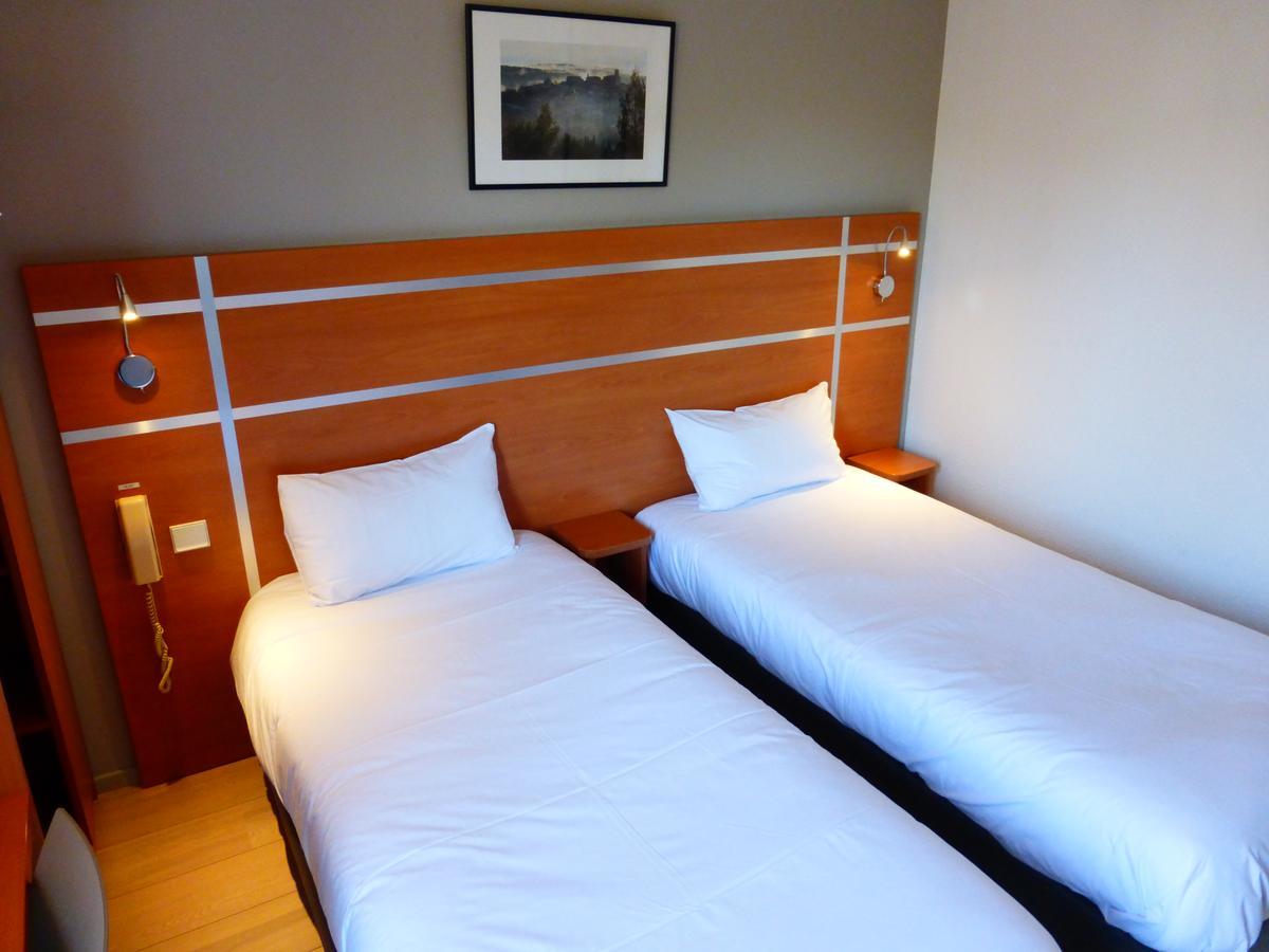 Hotel&Restaurant Heliotel Montferrier-sur-Lez Buitenkant foto